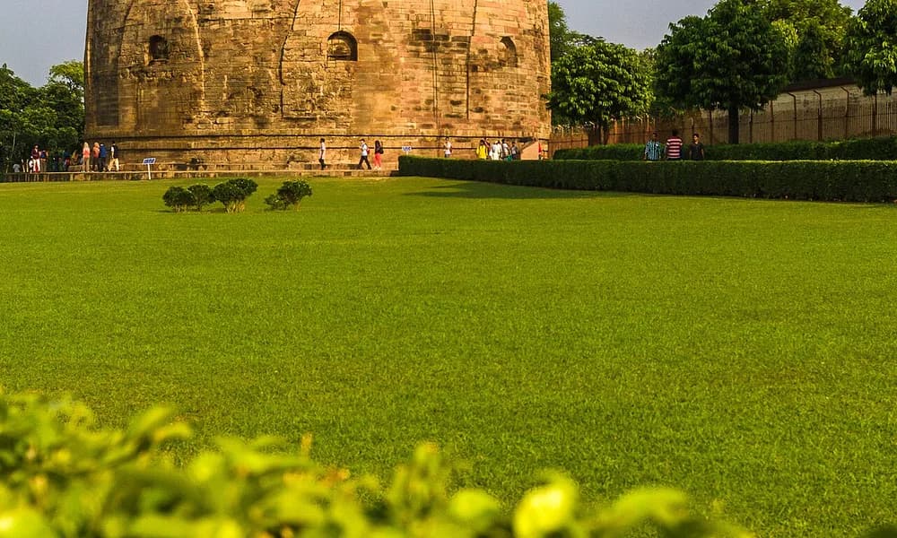 Dhamek Stupa at Sarnath