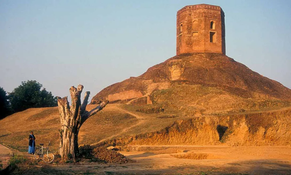 Chaukhandi Stupa at Sarnath